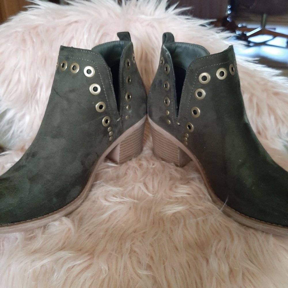 Betani Ankle Booties - Picture 2 of 4